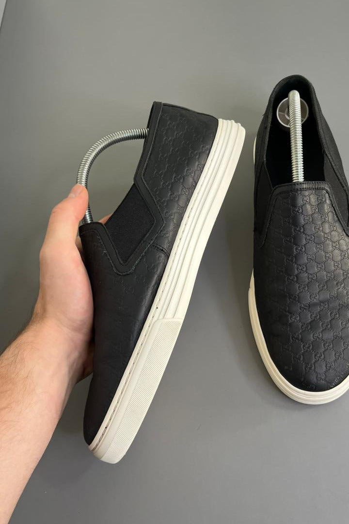 Tênis Slip On Gucci Couro Preto 2