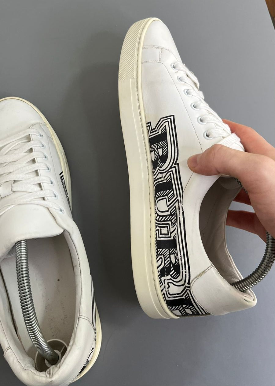 Tênis Burberry Couro