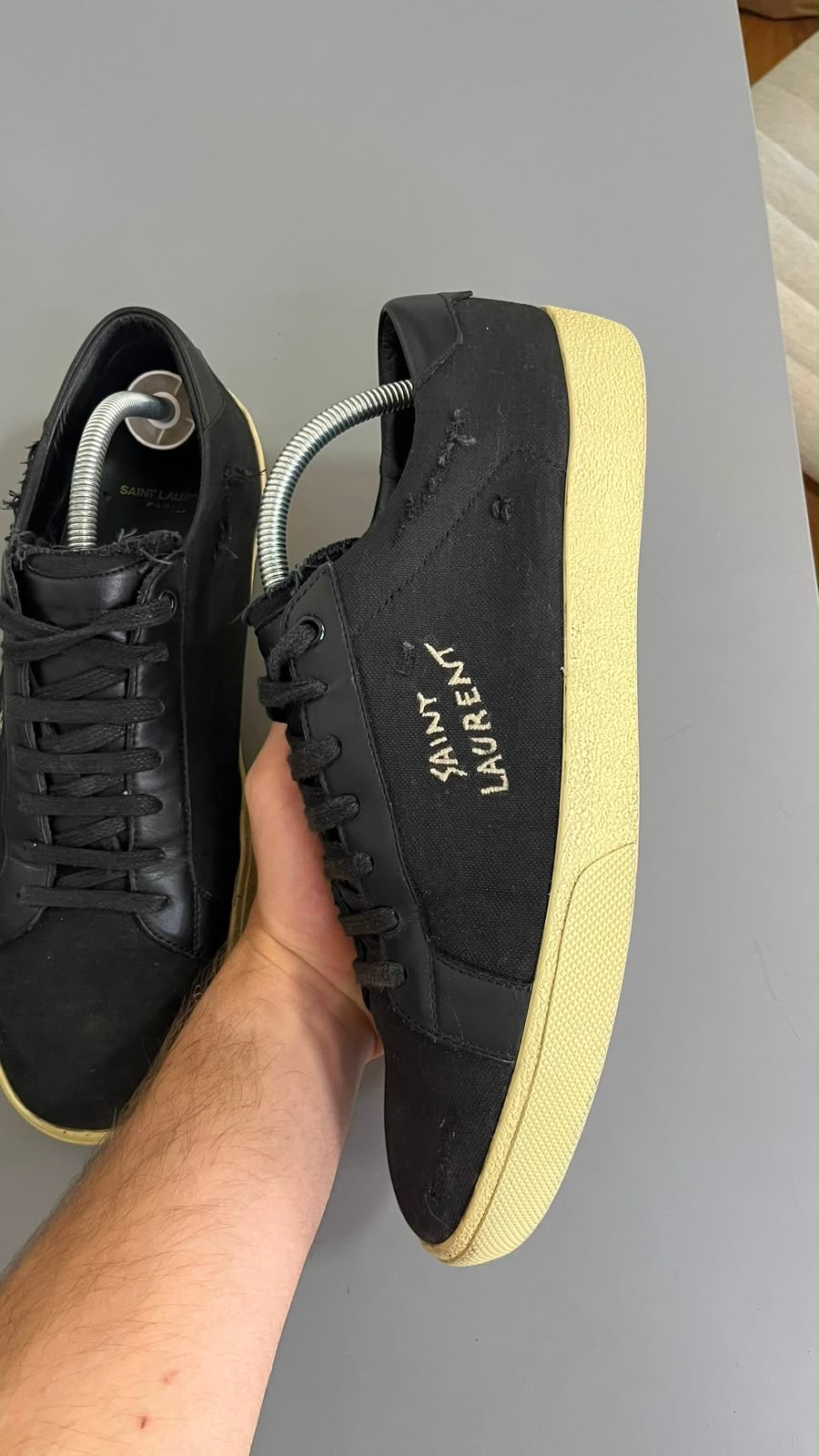 Saint Laurent Low Court Classic