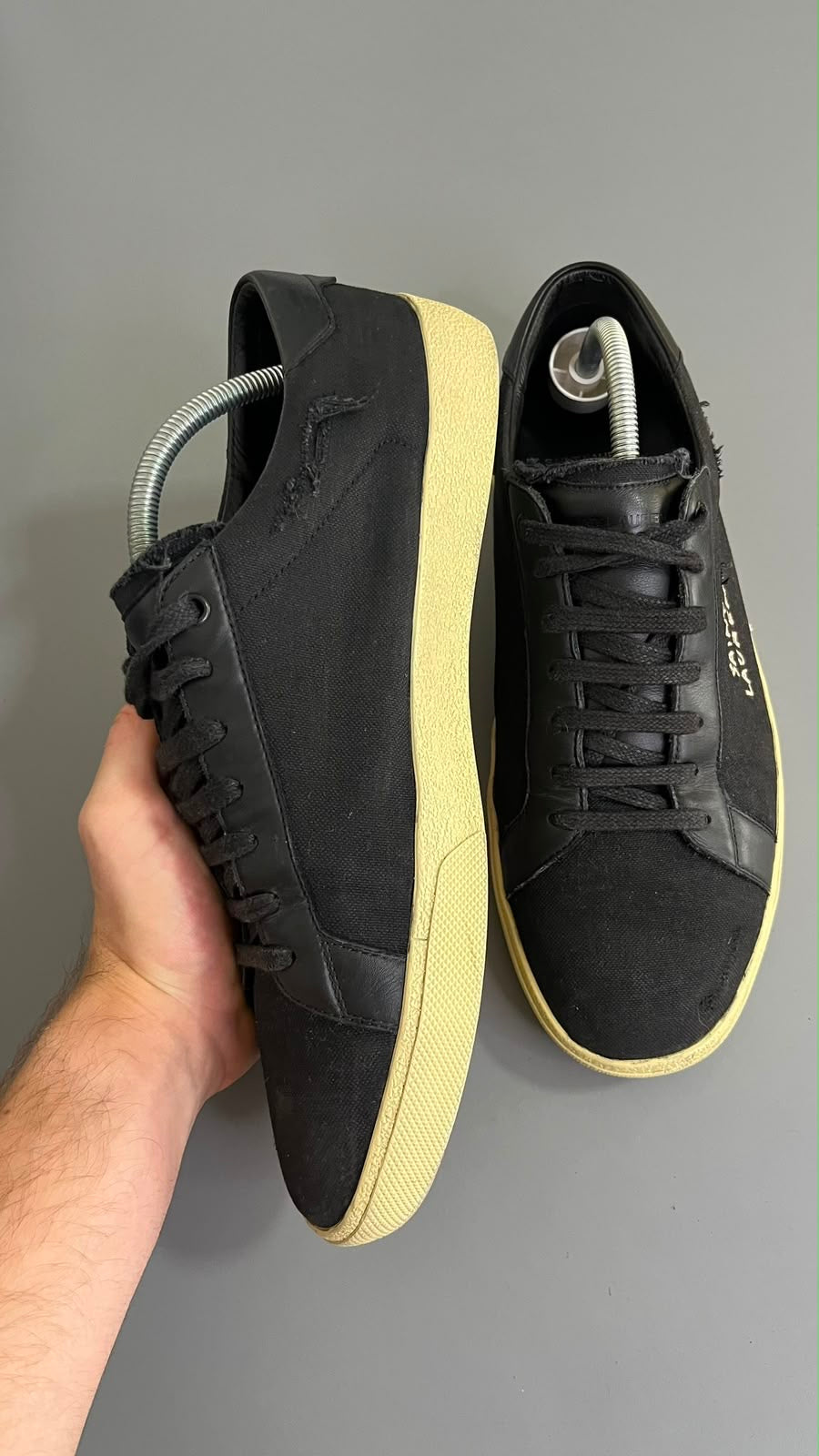 Saint Laurent Low Court Classic