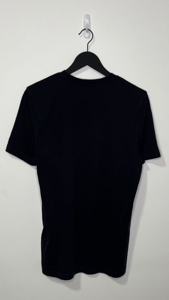 Camiseta Louis Vuitton Logo Bordado