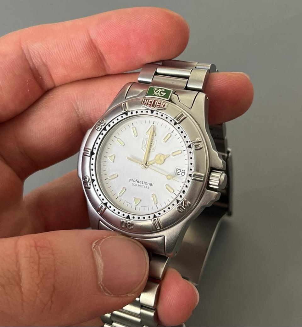 Relógio Tag Heuer 4000 Series 38mm