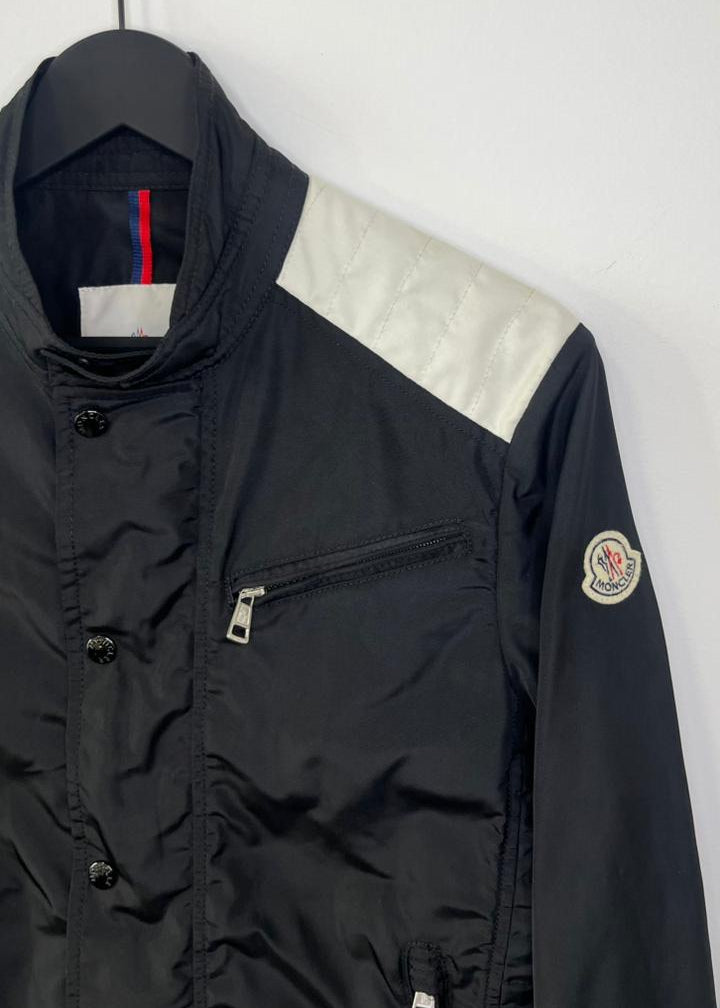 Jaqueta Moncler Preta