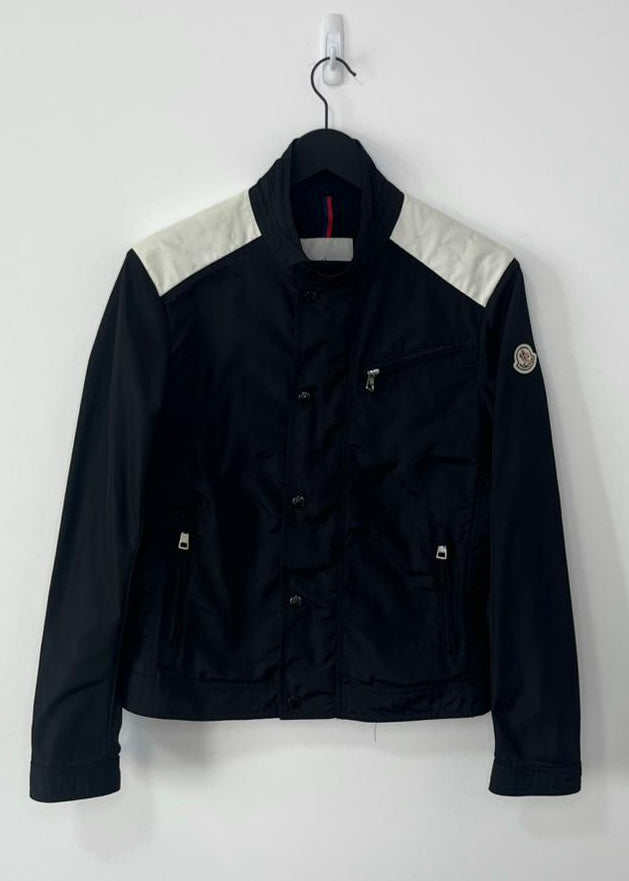 Jaqueta Moncler Preta