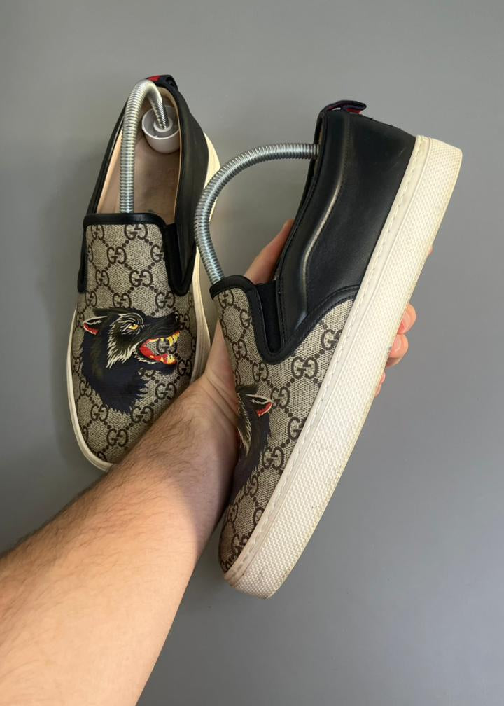 Slip On Gucci Lobo