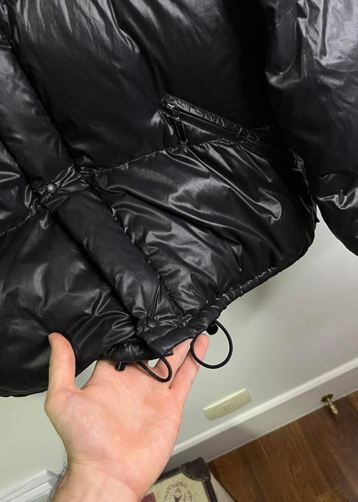Jaqueta Puffer Moncler cinza / preto