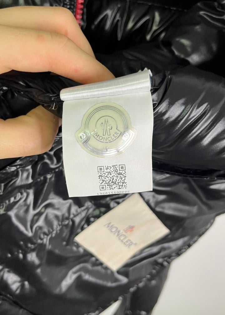 Jaqueta Puffer Moncler Black