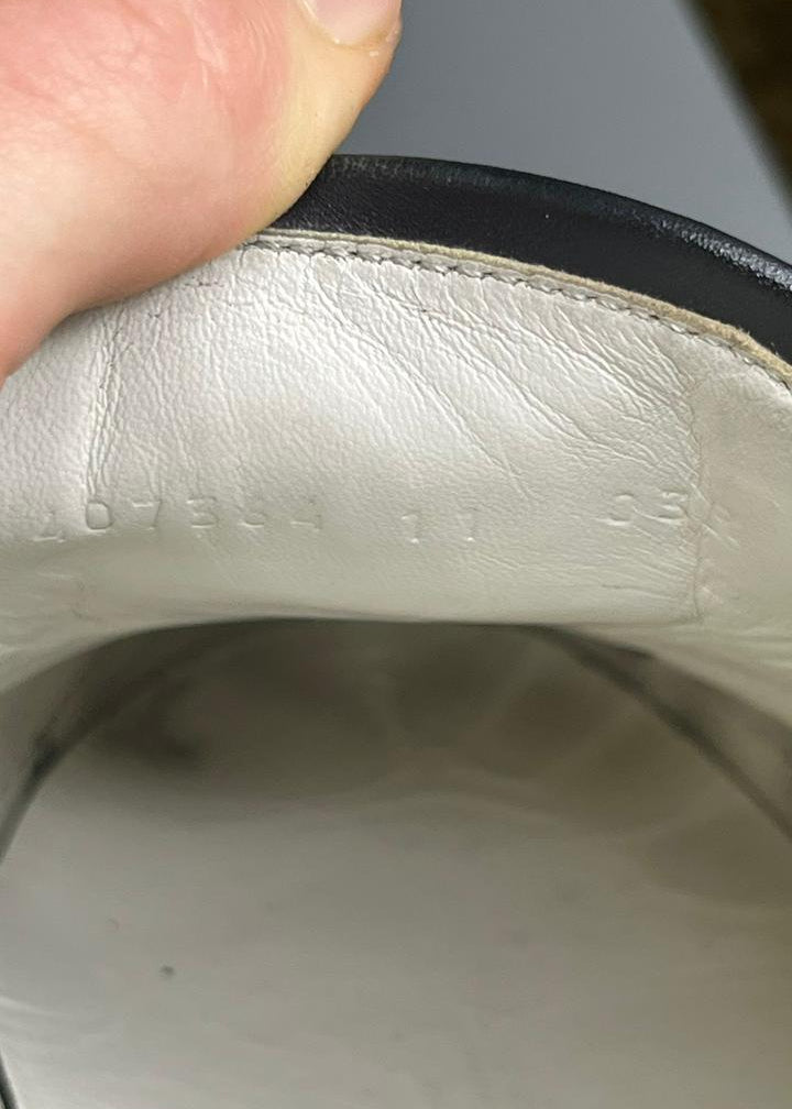 Tênis Slip On Gucci couro preto