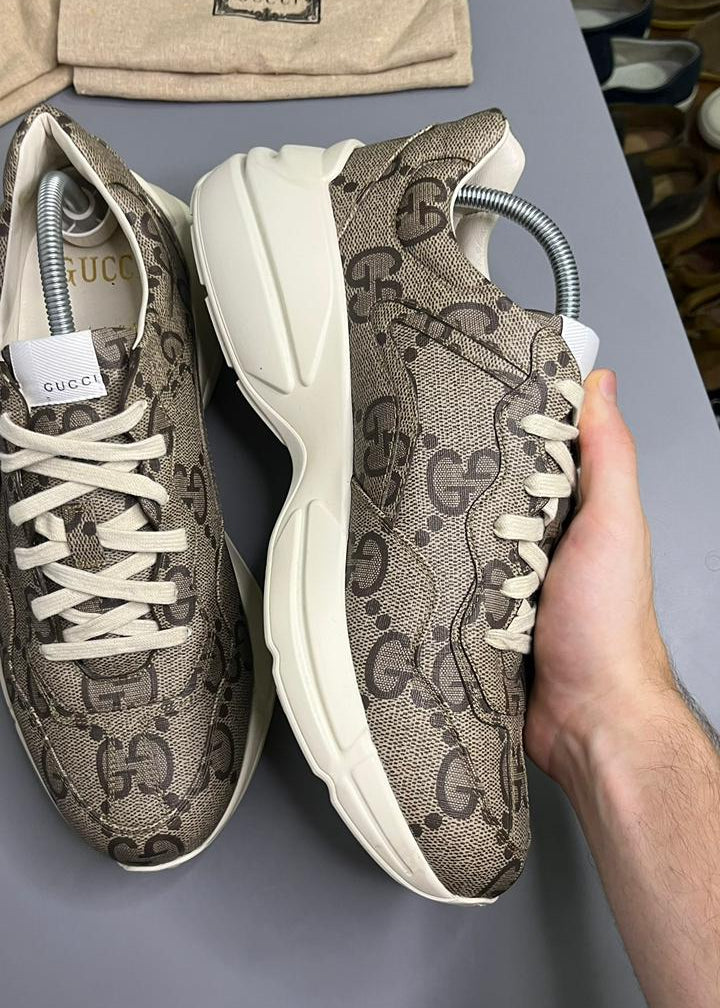 Tênis Gucci Rhyton