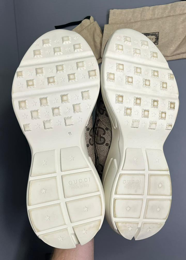 Tênis Gucci Rhyton