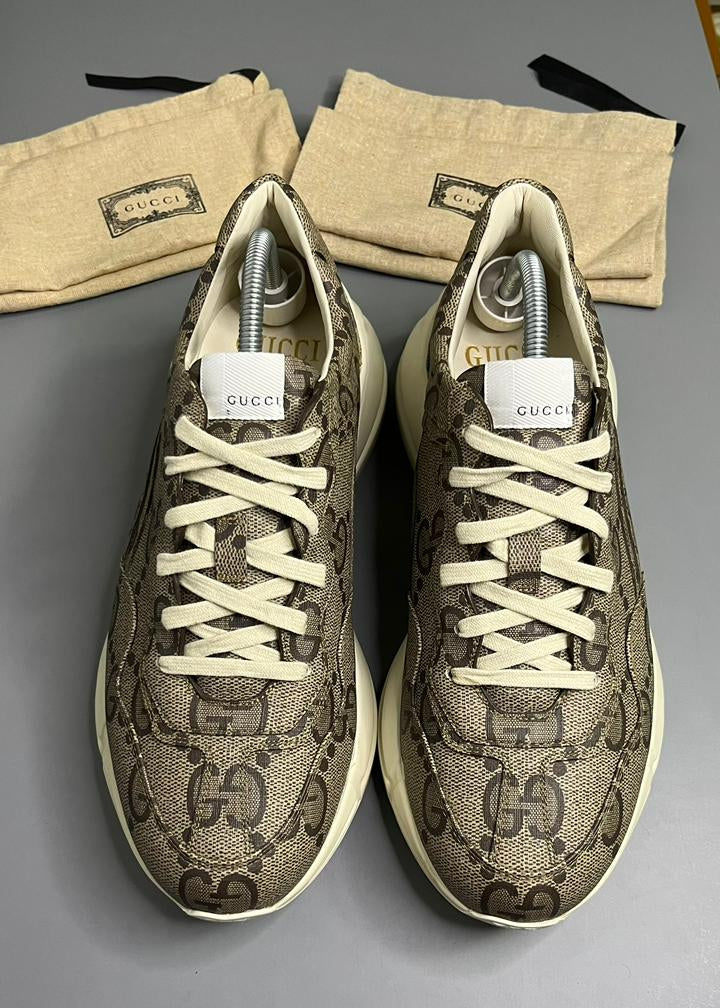 Tênis Gucci Rhyton