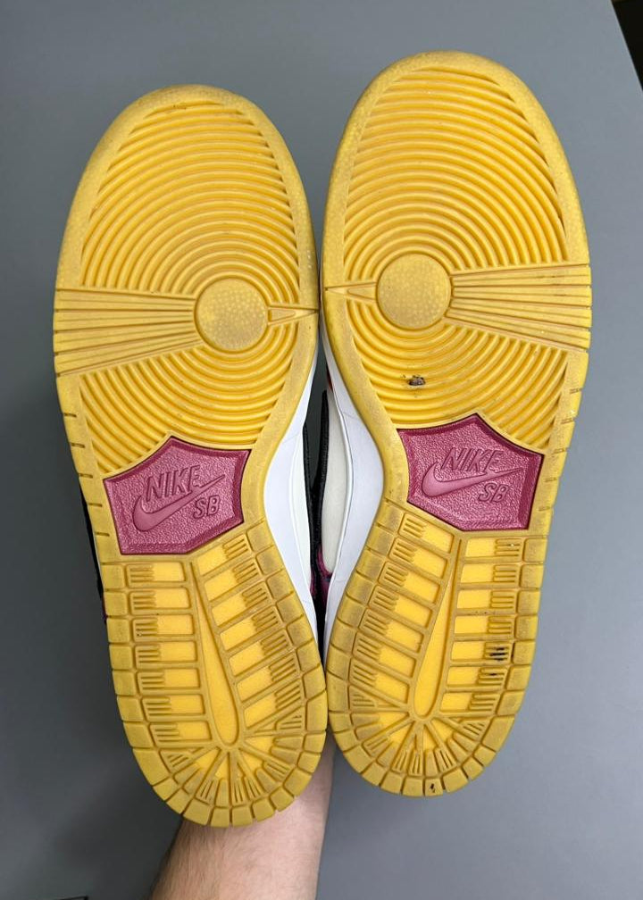 Tênis Nike Dunk SB Low x Parra