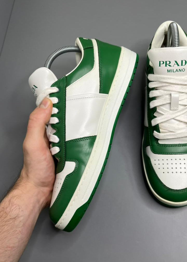 Prada Downtown Couro