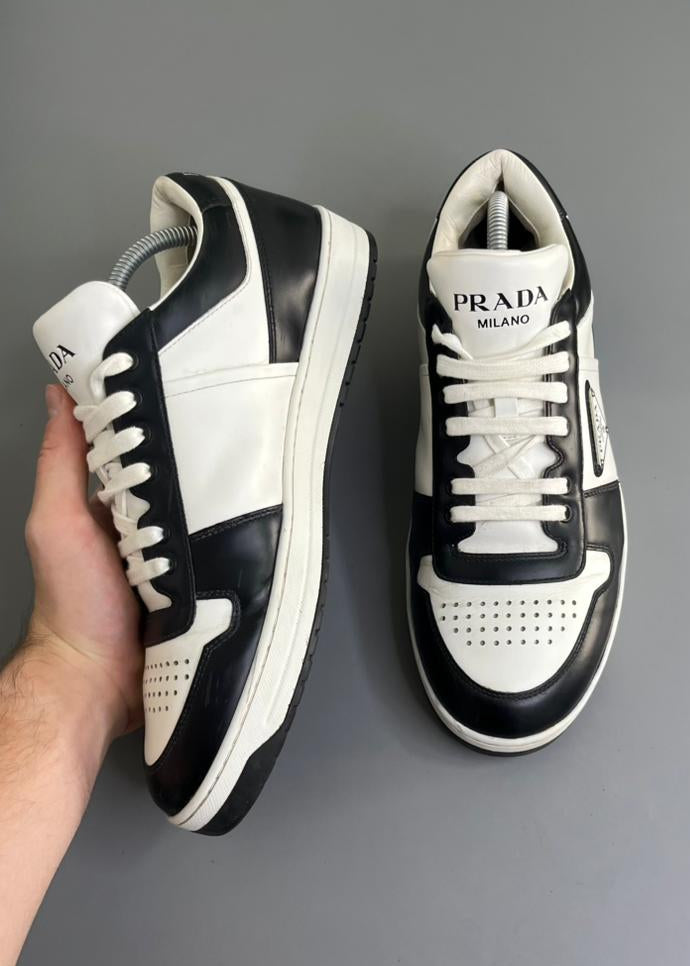 Prada Downtown Couro
