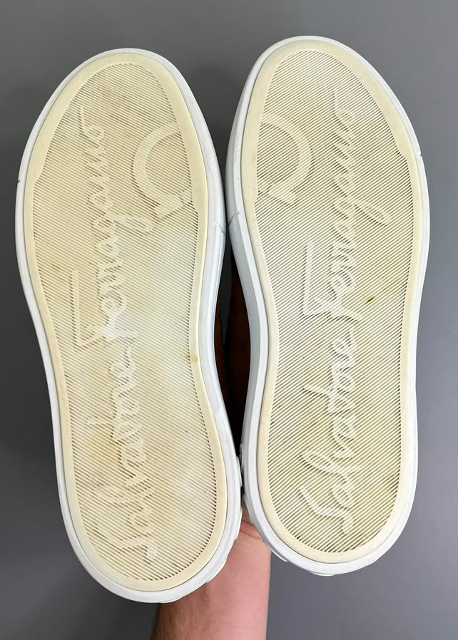 Ferragamo Gancini Low Top Camurça Marrom