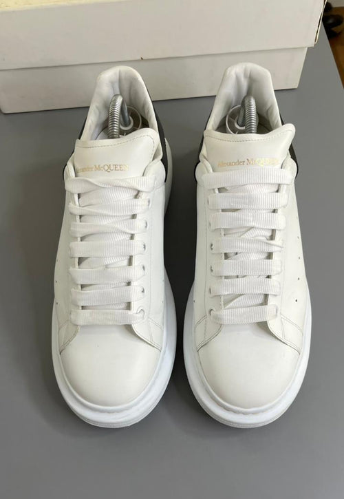 Alexander McQueen Couro Branco