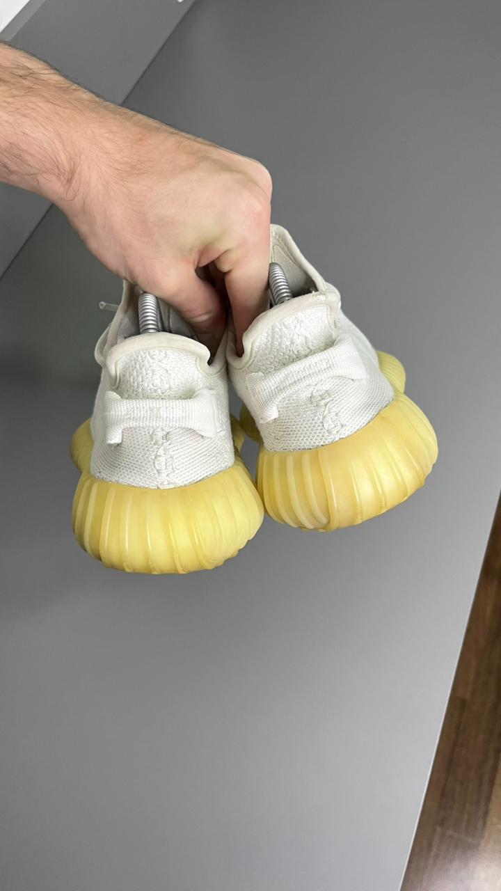Tênis Adidas Yeezy 350 cream white 8
